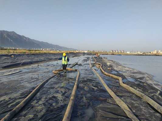 Circumference 15.7m Filter Tubes UV Resistance Excellent Designed for Removal of Contaminants in Industrial Filtration Operations