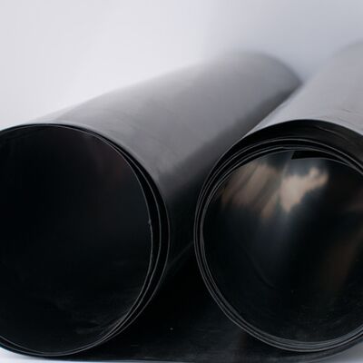 1.5mm HDPE ゲオメムラインライナー 鉱山堆の流出パッドのための特殊化学抵抗性