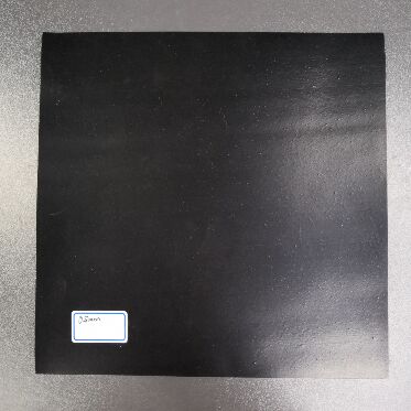 1.5mm HDPE ゲオメムラインライナー 鉱山堆の流出パッドのための特殊化学抵抗性