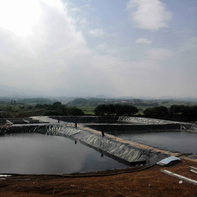 産業化学および廃水ラグーンのための防水障壁 HDPE ジオメンブレン ライナー