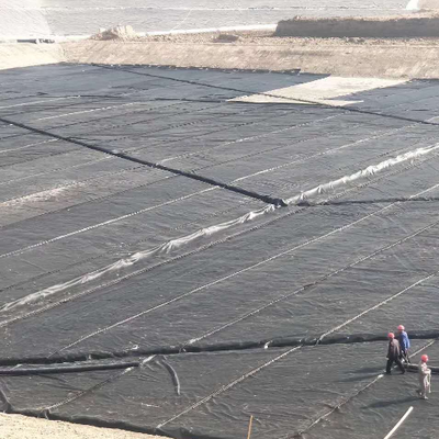産業化学および廃水ラグーンのための防水障壁 HDPE ジオメンブレン ライナー