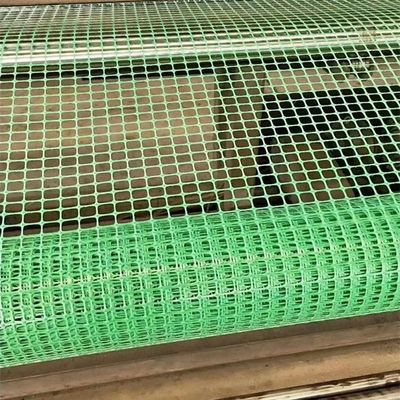 舗装はプラスチックジオグリッドの網の瀝青の上塗を施してあるガラス繊維ジオグリッドを補強した