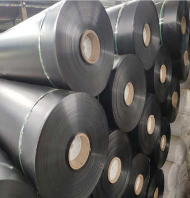 ISO9001 GeomembranaのHDPE 40ミルの貯水池の頑丈な池はさみ金